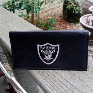 *NEW* GENUINE BLACK LEATHER RAIDERS CHECKBOOK COVER